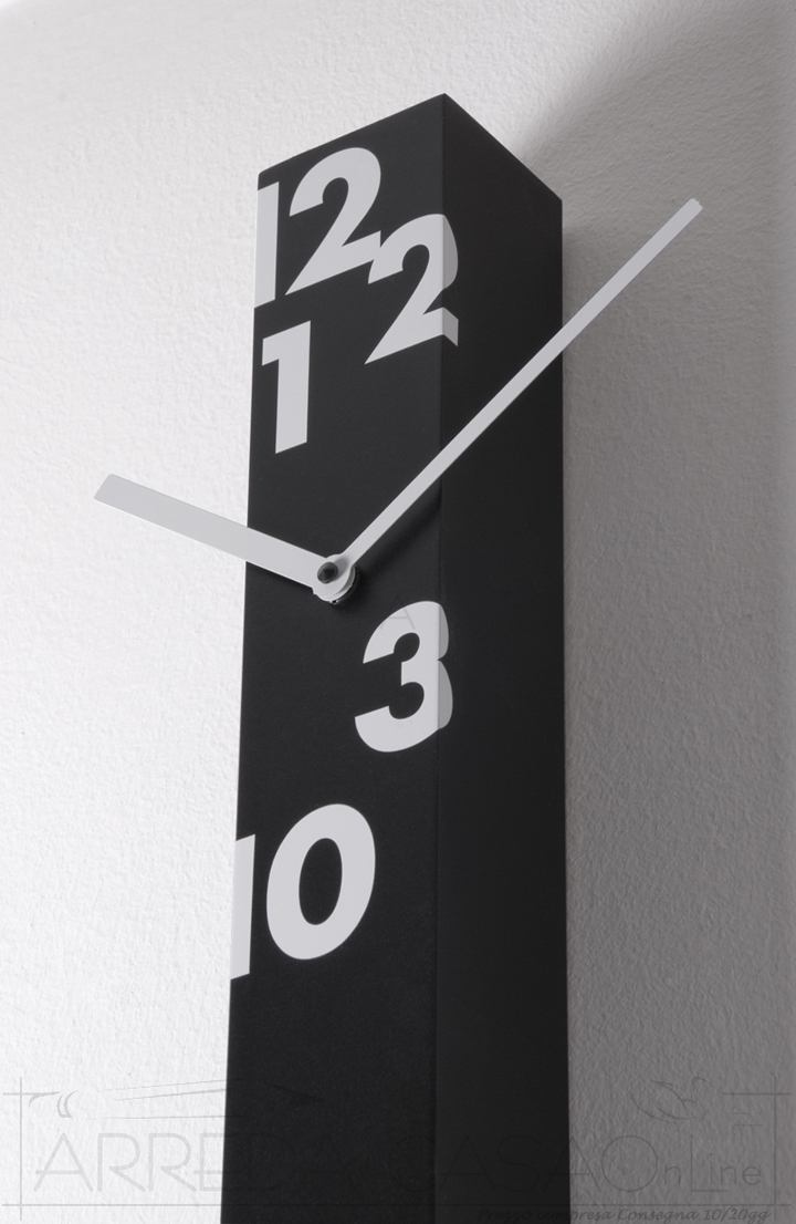 Orologio parete ILTEMPOSTRINGE Nero verticale